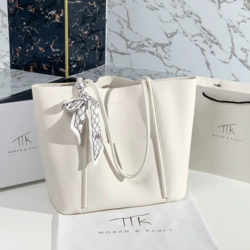 Дизайнерская вместительная и большая летняя небольшая сумка на одно плечо, Гонконг, из натуральной кожи