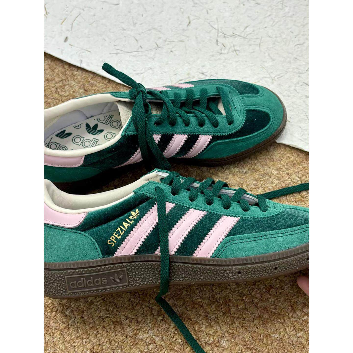 adidas三叶草绿色板鞋女秋季正品正品休闲鞋复古篮球麂皮德训鞋女