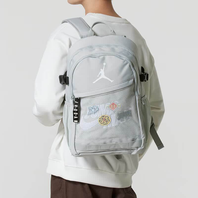 NIKE耐克正品男女学生大容量时尚旅行休闲潮流运动双肩包