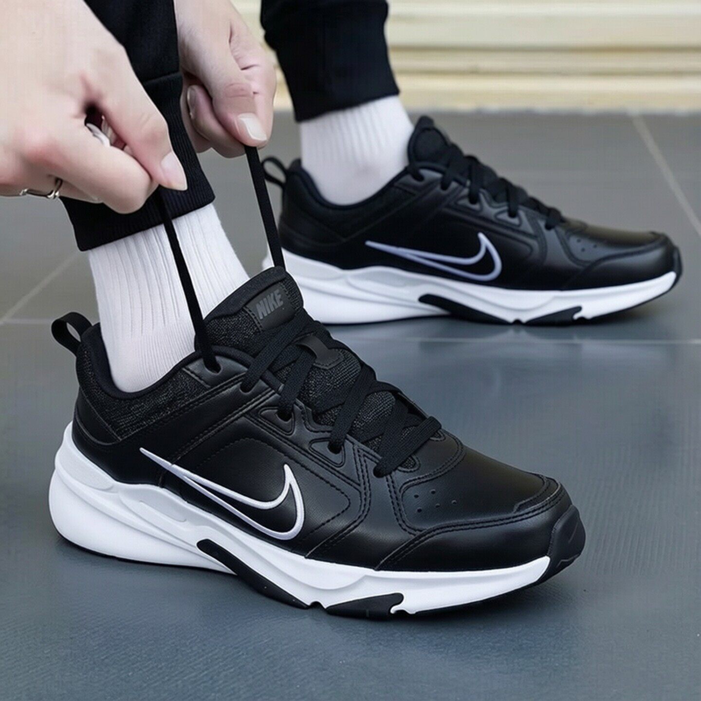 正品耐克鞋子NIKE DEFYALLDAY老爹鞋新款皮运动鞋男子潮流休闲鞋