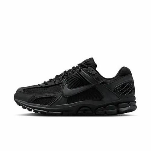 NIKE耐克男鞋 ZOOM VOMERO 5时尚舒适百搭运动跑步鞋IM6597-001