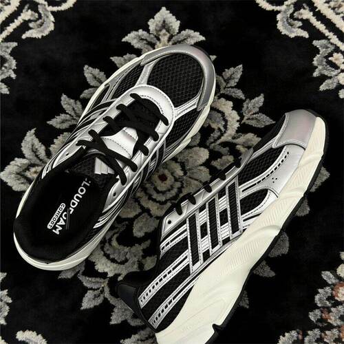 Adidas阿迪达斯男女款鞋