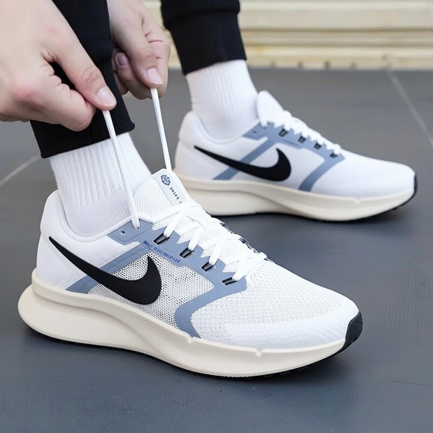 Nike耐克鞋子新款跑步鞋厚底运动鞋透气网鞋健身男鞋休闲鞋DR2695
