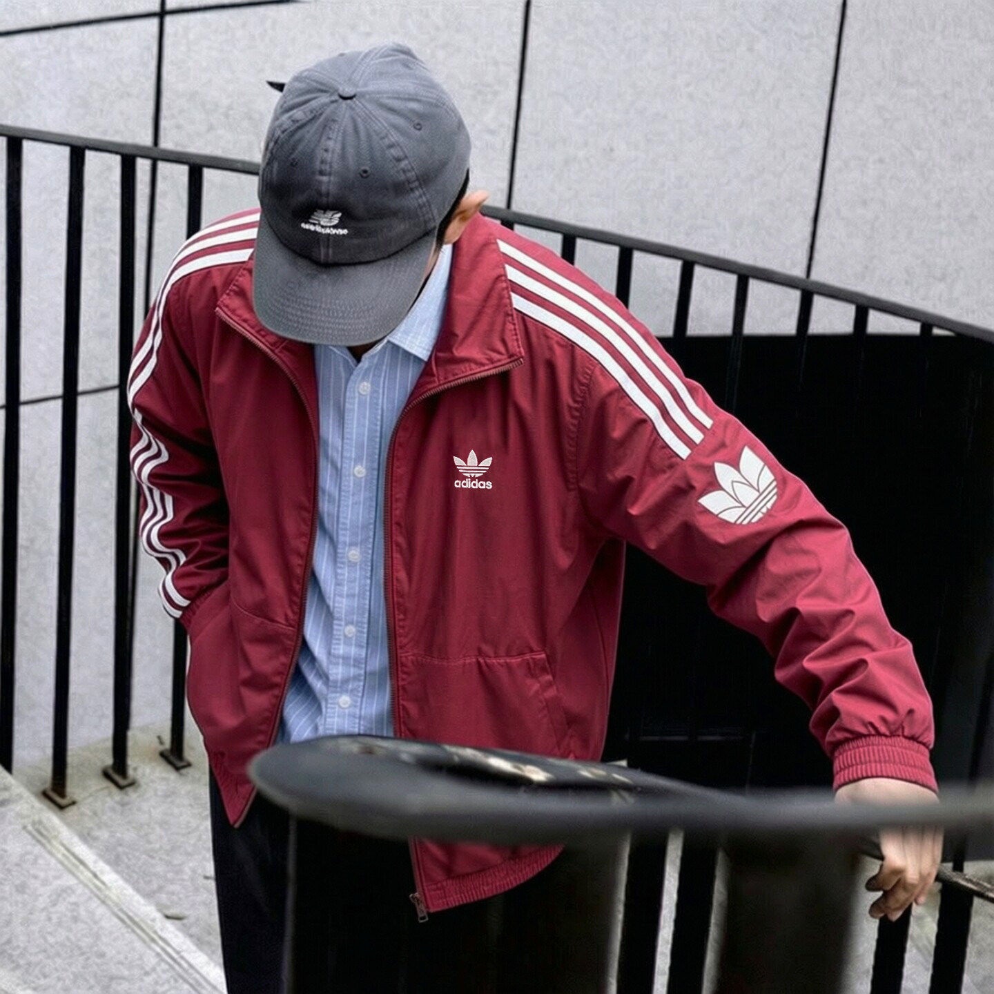 阿迪达斯三叶草棒球服男外套秋季新款梭织酒红色透气美式立领夹克