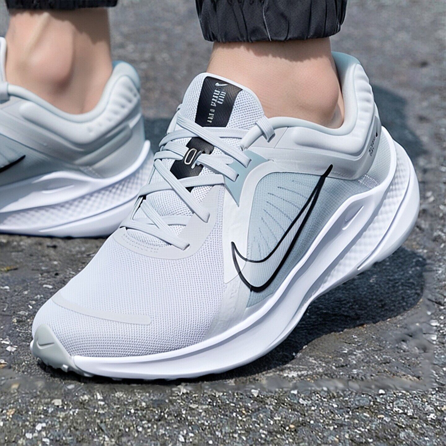 NIKE耐克男鞋运动鞋新款轻盈缓震舒适健身训练休闲网面透气跑步鞋