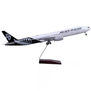 777新西兰航空带轮子带灯真拼装民航客机航模飞机模型摆件