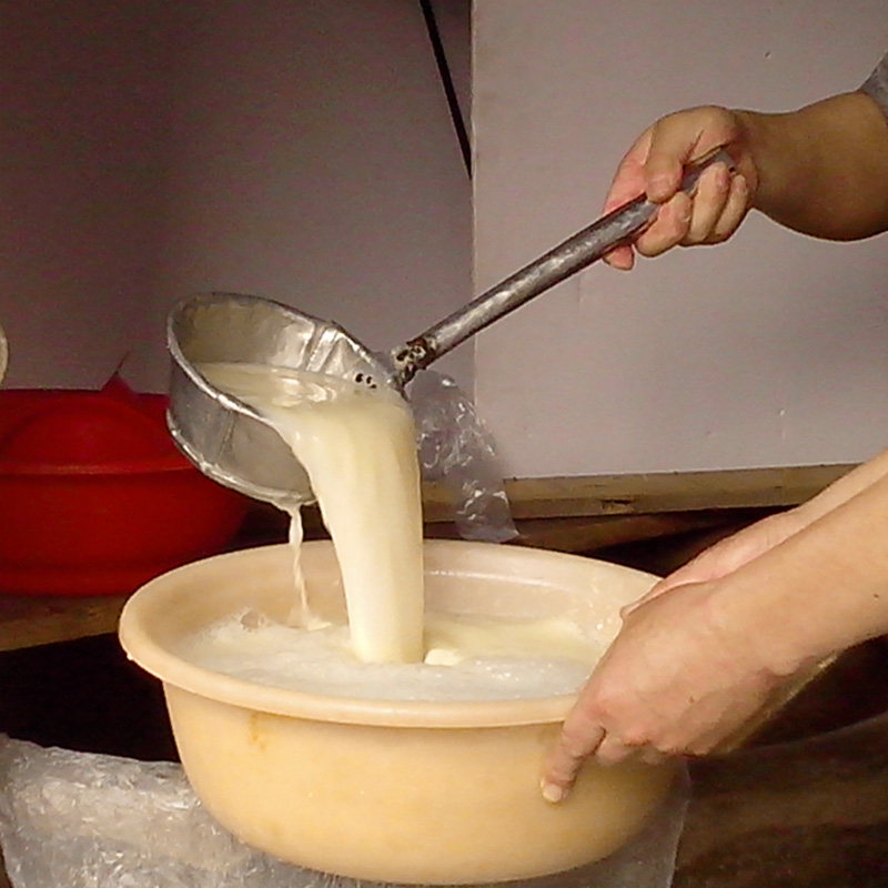 河南洛阳特产名小吃浆面条新鲜绿豆酸浆面浆水安阳粉浆饭北京豆汁