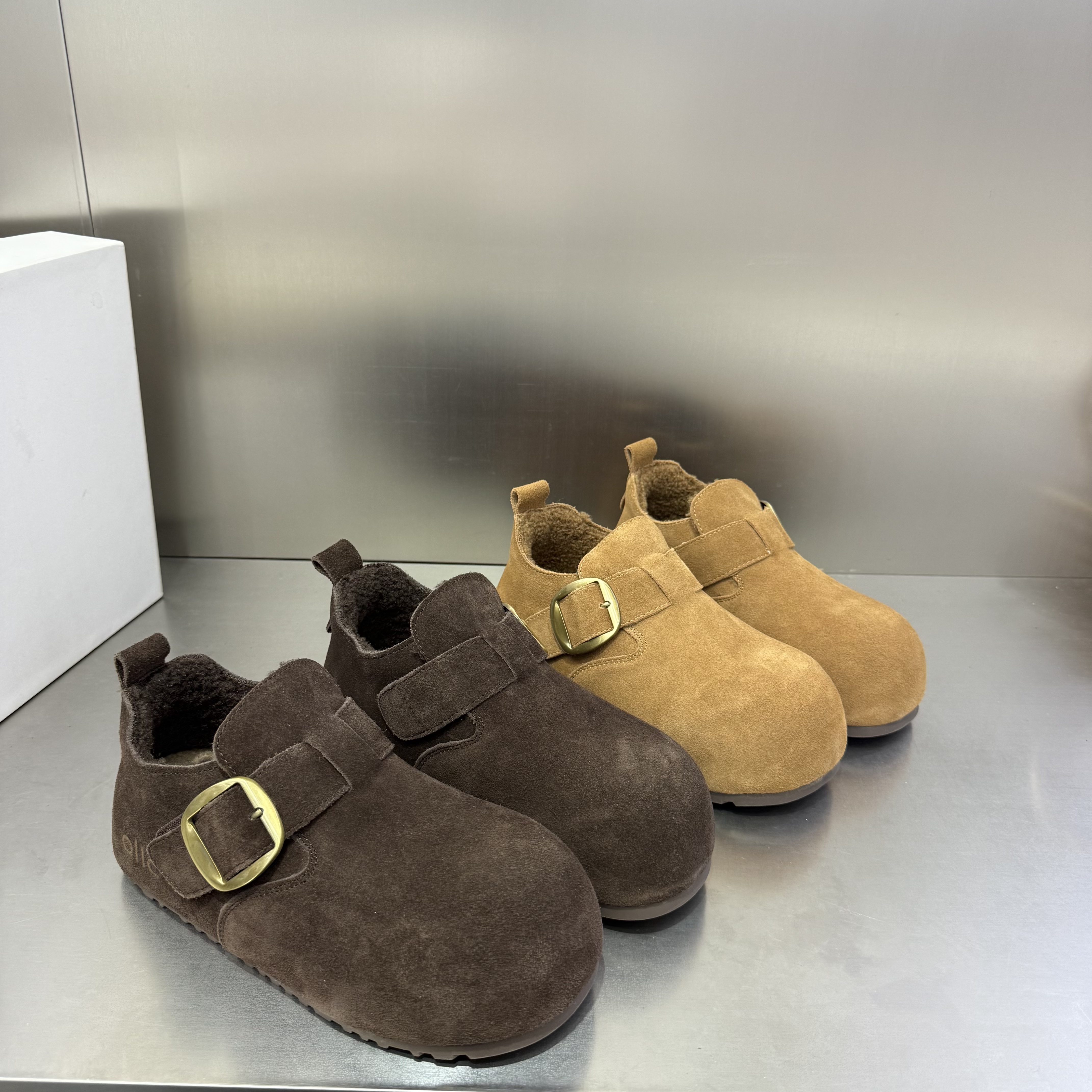 法式卡皮巴拉大头勃肯棉鞋女2025冬加绒保暖磨砂皮一脚蹬懒人瓢鞋