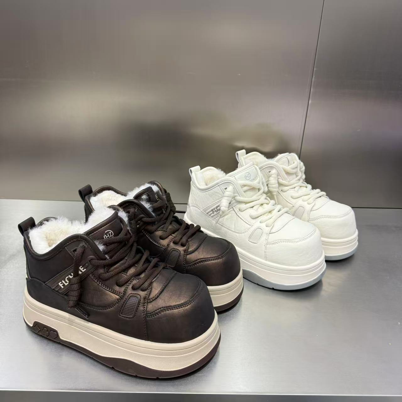 韩版时尚百搭雪地靴女2025冬厚底增高舒适休闲运动鞋东北面包鞋潮