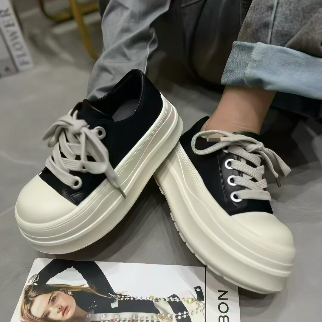 真皮休闲风厚底小白鞋女2026春学生松糕鞋系带增高百搭时尚休闲鞋