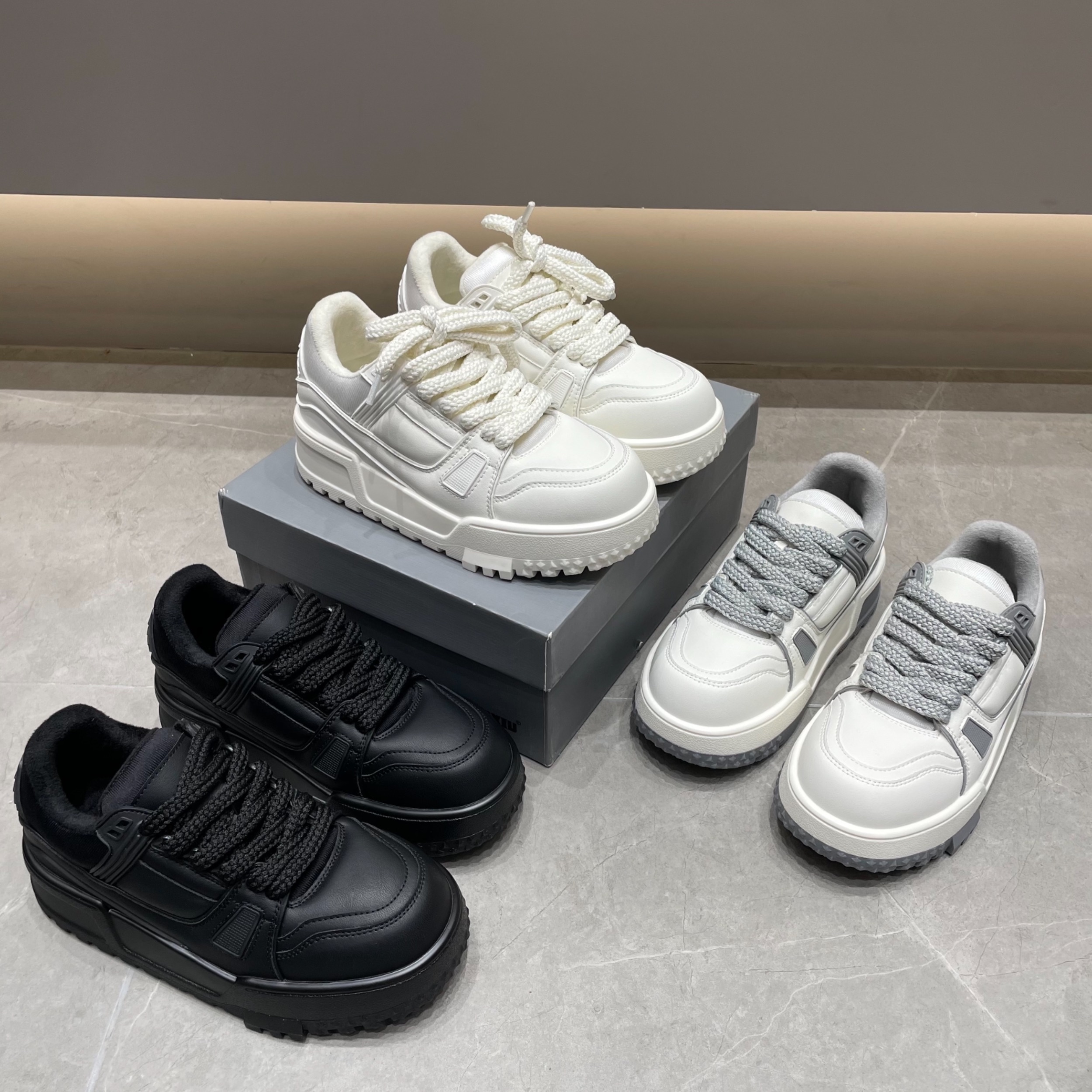 小白鞋休闲增高厚底加绒板鞋