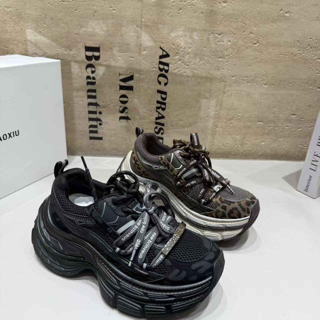 双鞋带做旧厚底豹纹低帮运动鞋女秋增高休闲老爹鞋百搭松糕鞋时尚