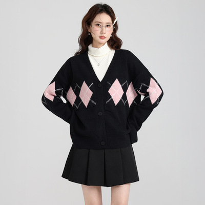 黑色棱格V领针织长袖开衫女2025秋冬季新款外套慵懒宽松显瘦上衣