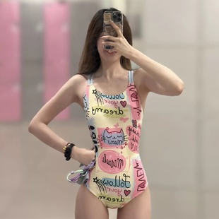 游泳馆专用2025新款爆款泳衣女专业竞速显瘦遮肚三角连体游泳装