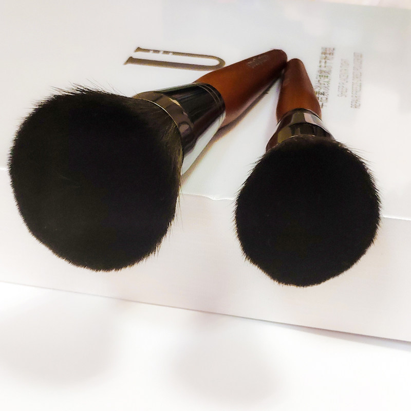 沧州化妆刷超柔软带盖两只套装大号散粉刷腮红刷面部美妆工具包邮