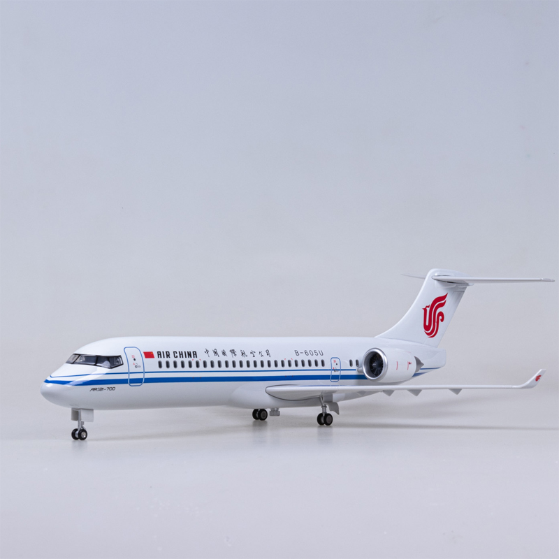 国航arj21仿真飞机模型带轮子