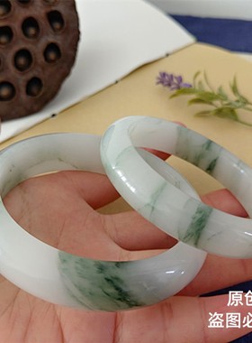 民族风女东陵玉天山翠手镯