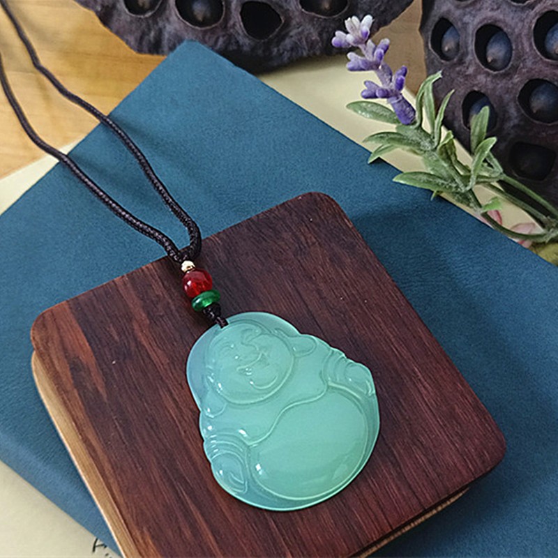 正龙珠宝女玉髓佛公吊坠