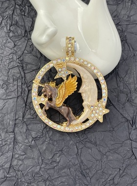 KF男女镀真金月牙飞马吊坠梦幻