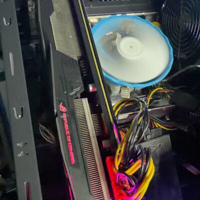 议价华硕ROG STRIX RX Vega56 8G显卡，三风扇议价