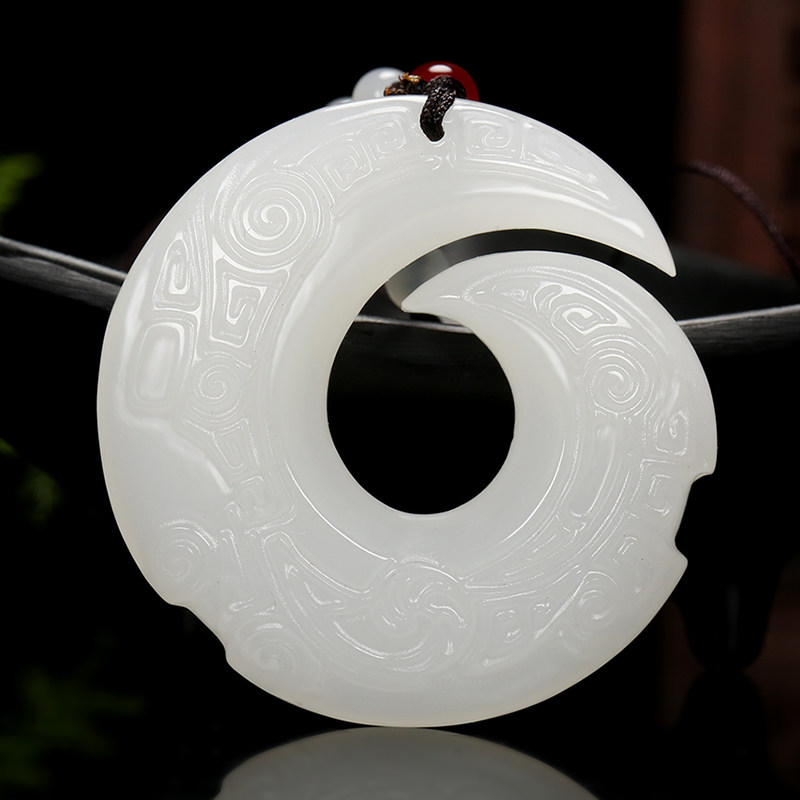 羊脂级时来运转男女款玉牌吊坠