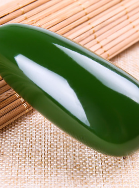 青峰玉业玉器玉器新疆和田玉把件籽料原石把玩碧玉手把玩和田玉手