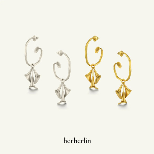 MOREZON【herherlin】秋冬新款小众潮人时尚个性角铃三摇耳圈耳饰