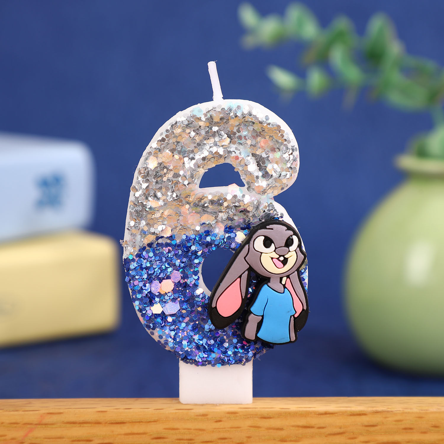 疯狂动物城卡通兔子生日蜡烛数字6造型彩色亮片生日蛋糕装饰创意