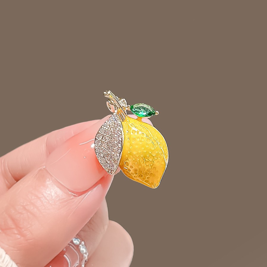 日系黄色小柠檬胸针女可爱水果别针扣防走光固定衣服领