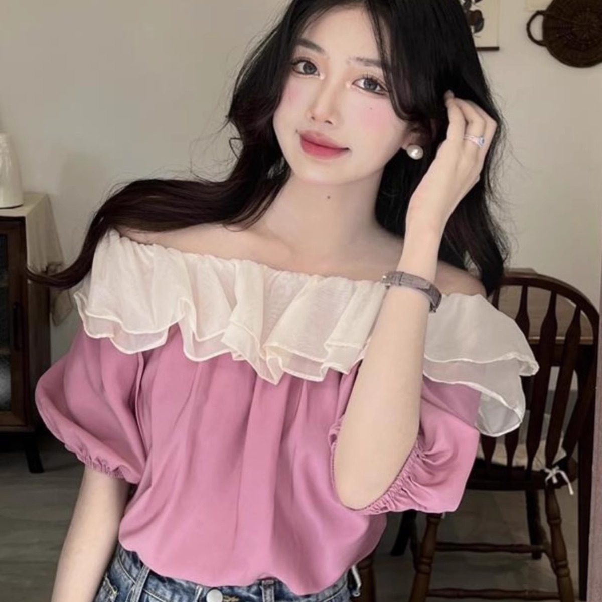 减龄甜美一字肩上衣女士衬衫2025夏季新款别致荷叶边泡泡短袖衬衣