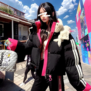 地球店黑色连帽立领设计感羽绒服女冬季高级感炸街短款外套小个子