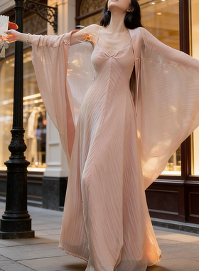 大MOSS【花月夜】新中式麻感鎏光开衫外套+吊带连衣裙套装女