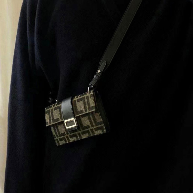 王嘉儿同款mini老花法棍包小怪兽腰包男女小背包斜挎包潮流手机包