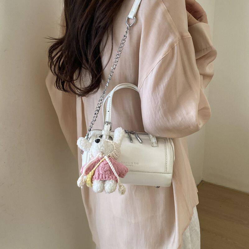 高级质感小包包女式2026新款夏季百搭斜挎包精致手提水桶包小拎包