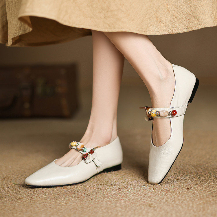 欣秀//新款方头一字扣带乐福鞋