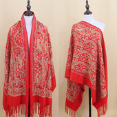 秋冬仿羊绒刺绣围巾民族风流苏披肩新款 保暖纯色女士大围巾加厚女