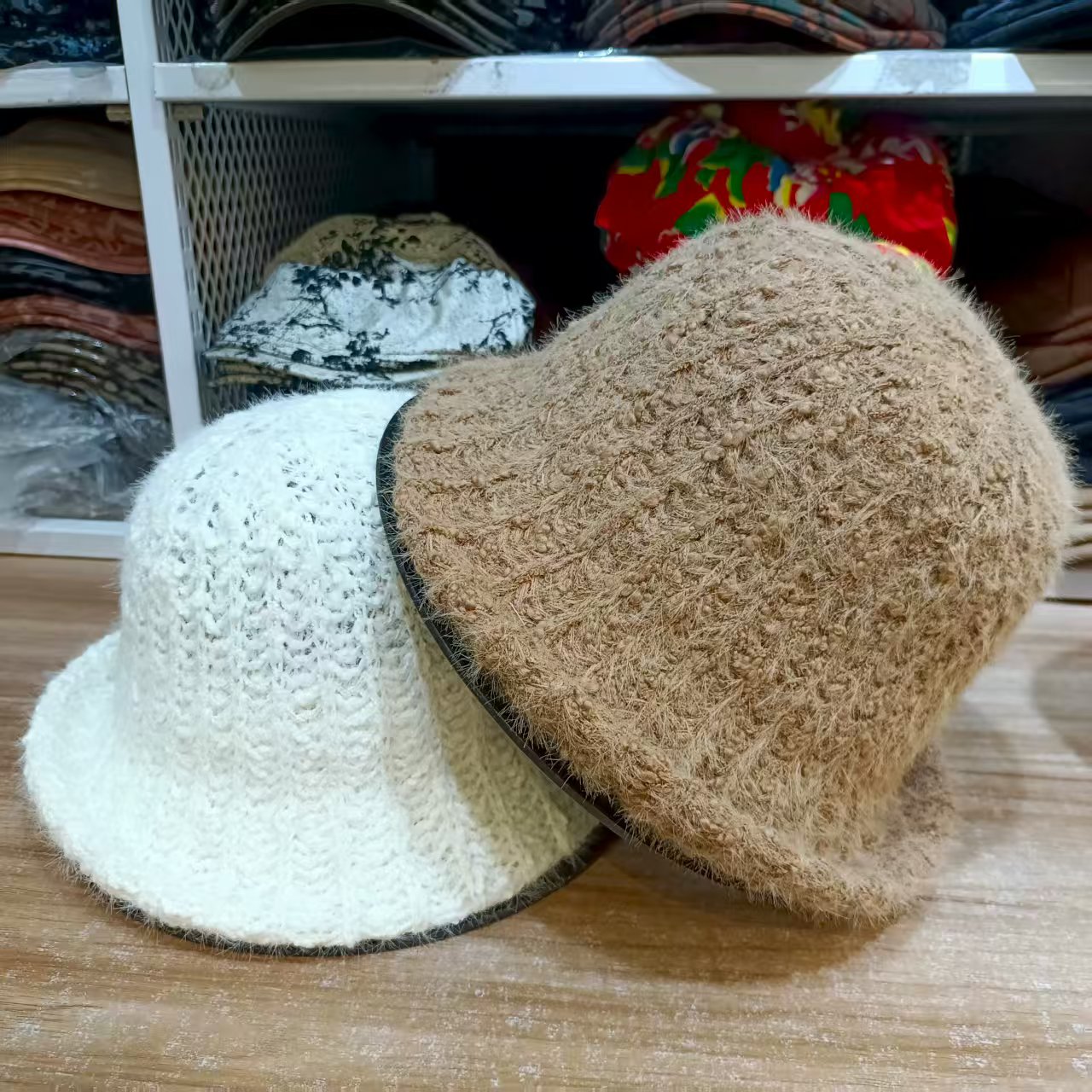 纯色镂空卷边针织渔夫帽女简约