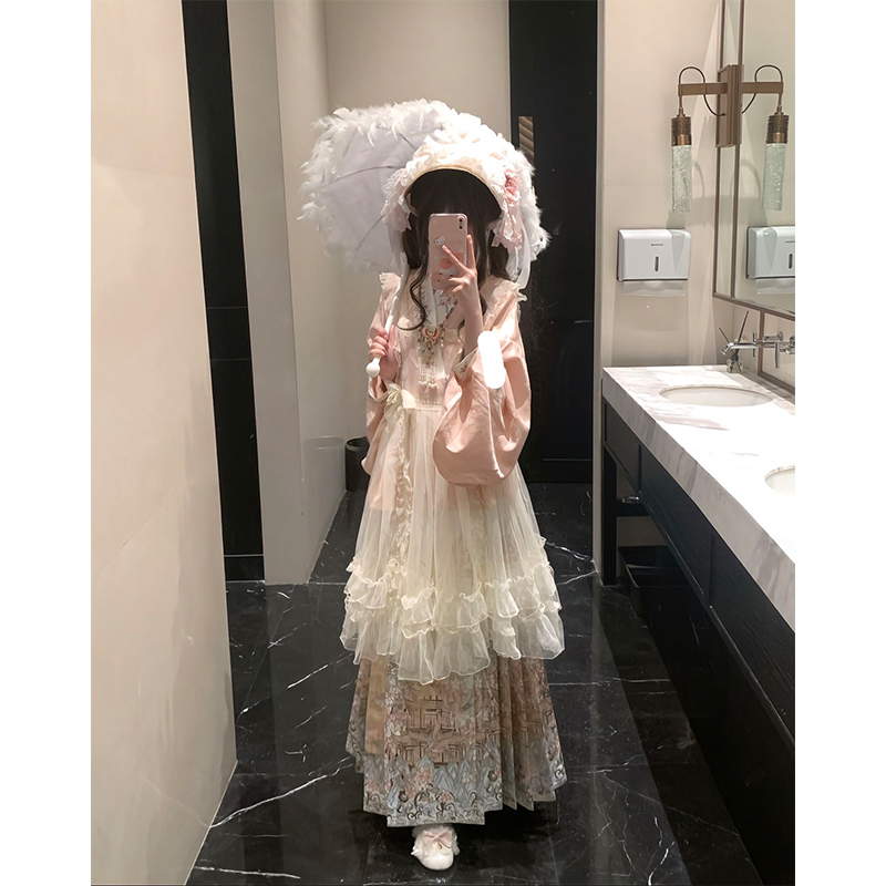 粉色汉洋折衷汉服女明制琵琶袖交领上衣马面裙洛丽塔lolita裙甜美