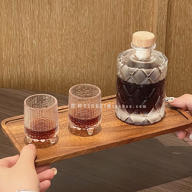 创意精致玻璃菱形密封瓶