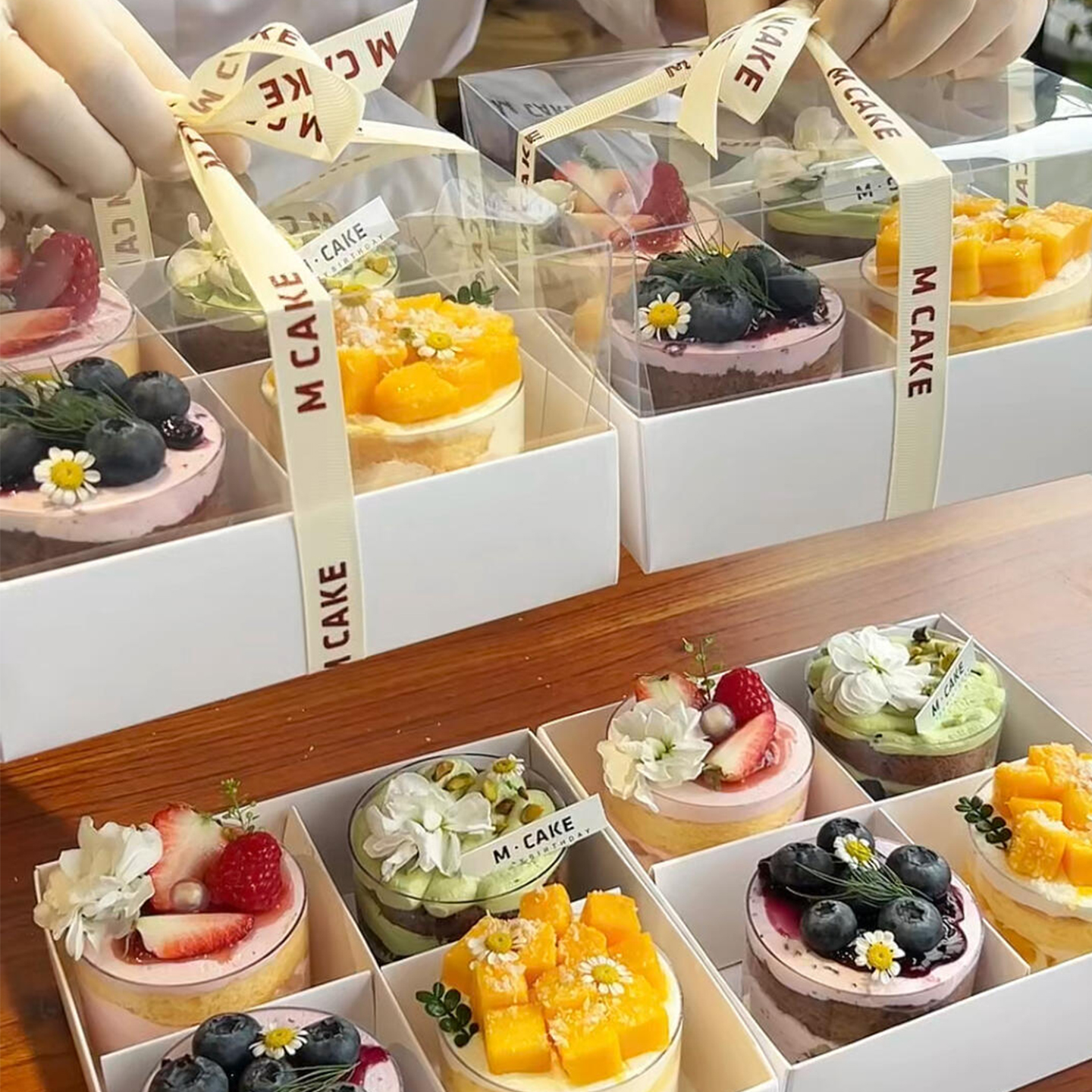 四宫格秋游野餐盒外带打包盒46四六拼下午茶甜品慕斯盒蛋糕包装盒