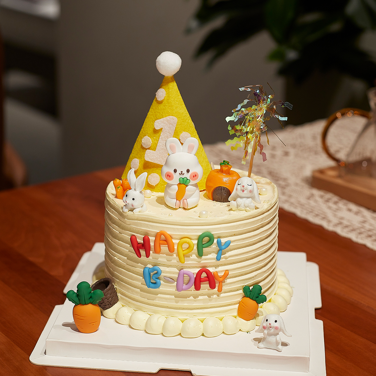 卡通小兔子蛋糕装饰生日帽周岁