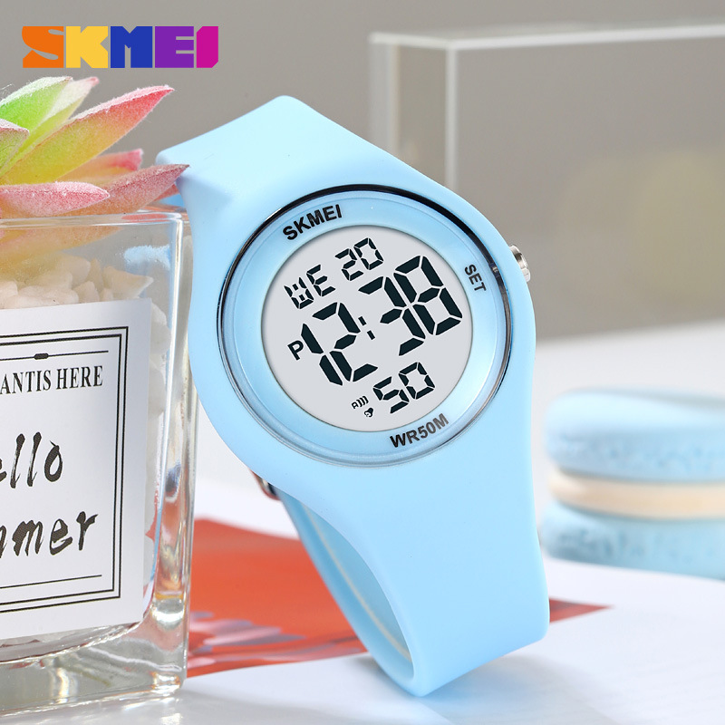 时刻美时尚夜光多功能多彩色电子表潮流简约休闲百搭学生运动