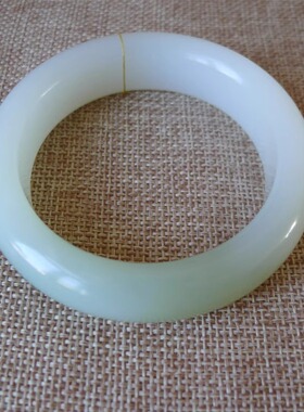 翠青玉玉石手镯和田玉