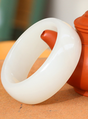 手镯玉石和田玉籽料白玉