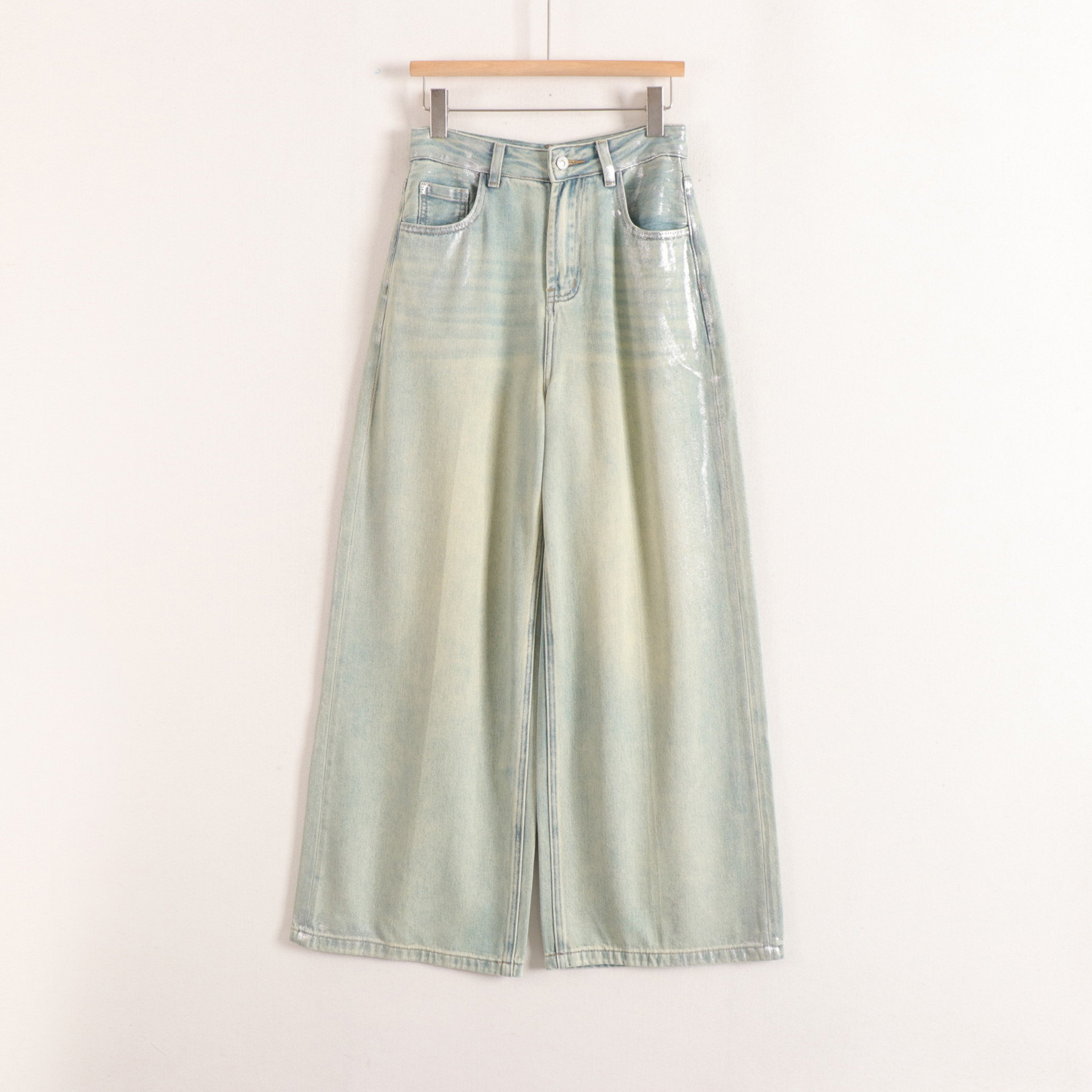 加系列中腰阔脚巨显瘦复古做旧亮面膜潮搭牛仔裤长裤女26春装新款