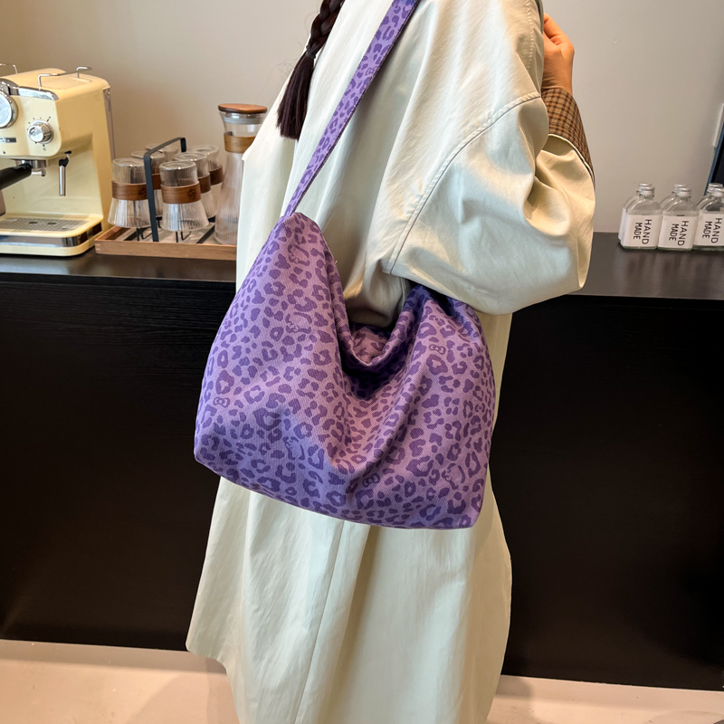 韩系ins风豹纹帆布包女 新款大容量百搭单肩托特包小众通勤斜挎包