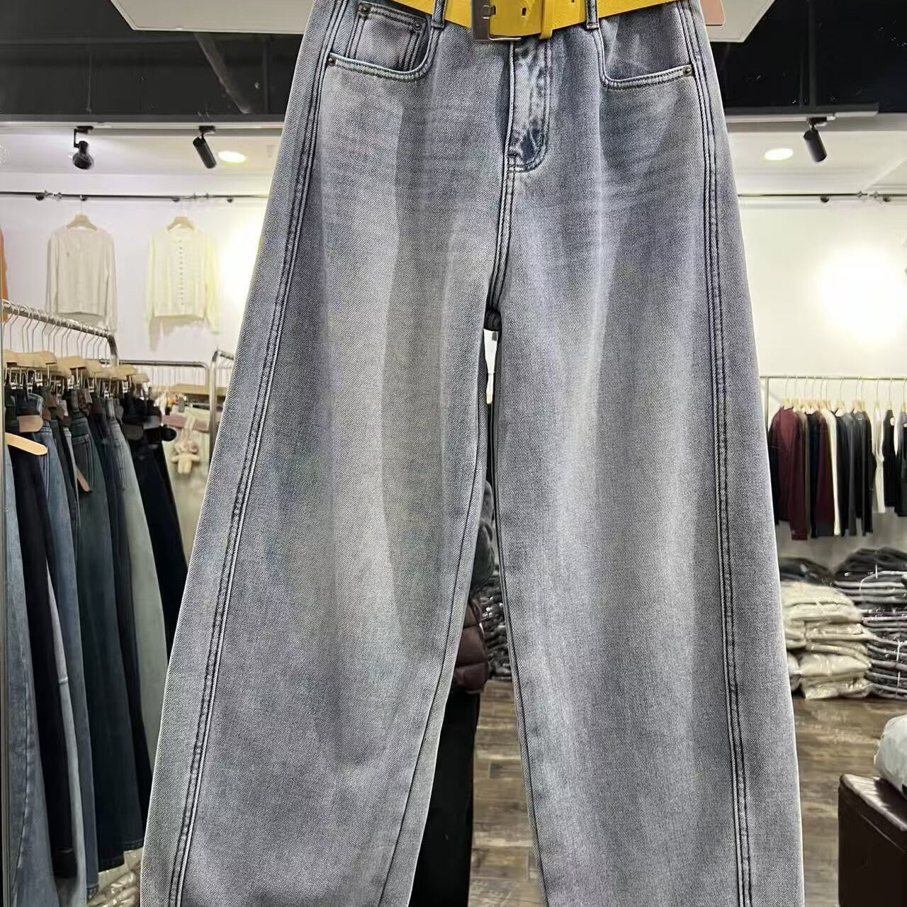 加绒加厚磨白阔腿牛仔裤女冬新款高腰百搭宽松休闲弯刀裤世1.05,女装/女士精品,牛仔裤,淘宝优惠券,粉丝福利购,淘宝优惠卷