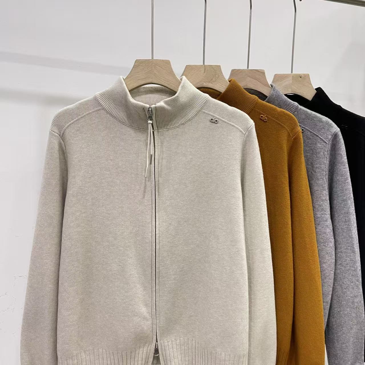 双拉链头立领针织衫毛衣