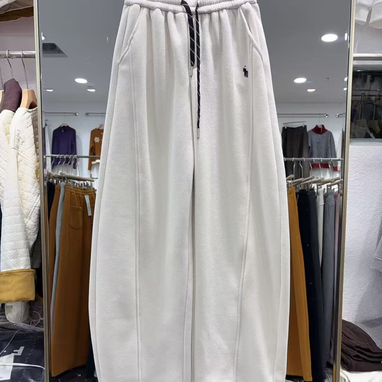 加绒加厚刺绣阔腿裤女冬新松紧腰抽绳百搭宽松休闲弯刀裤焕0.86