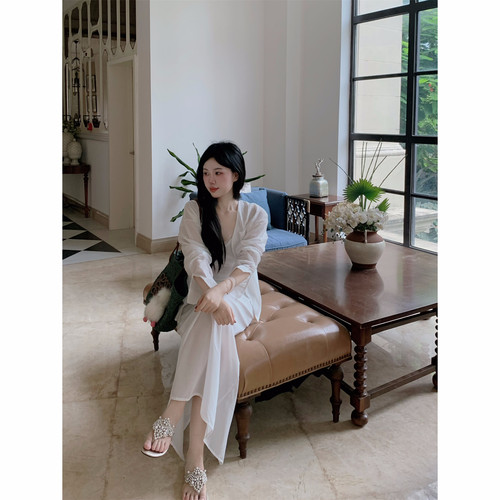 城南边儿8.10白色恋人~经典重现白色棉质衬衫套裙两件套